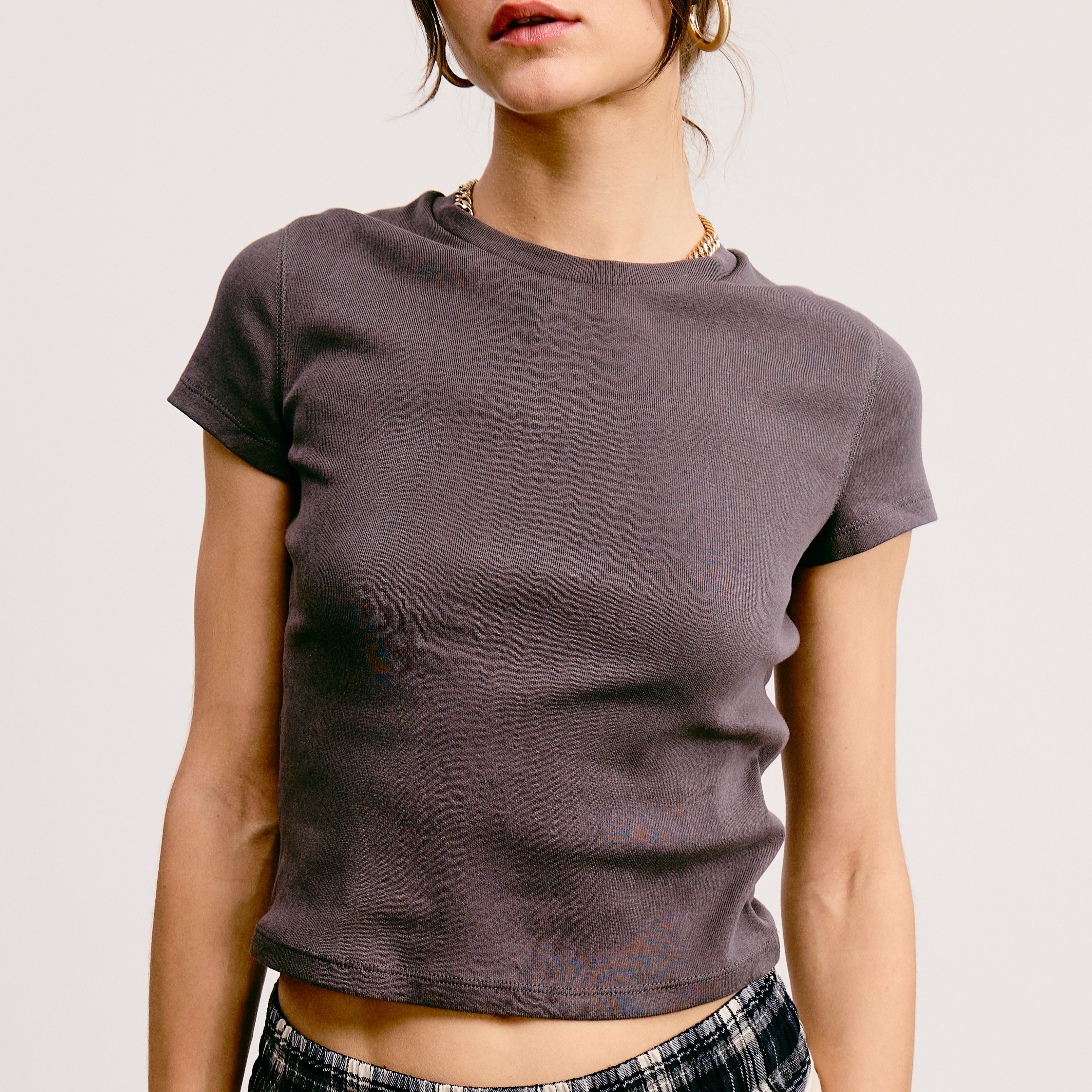 SJG Sara Solid Tee Charcoal