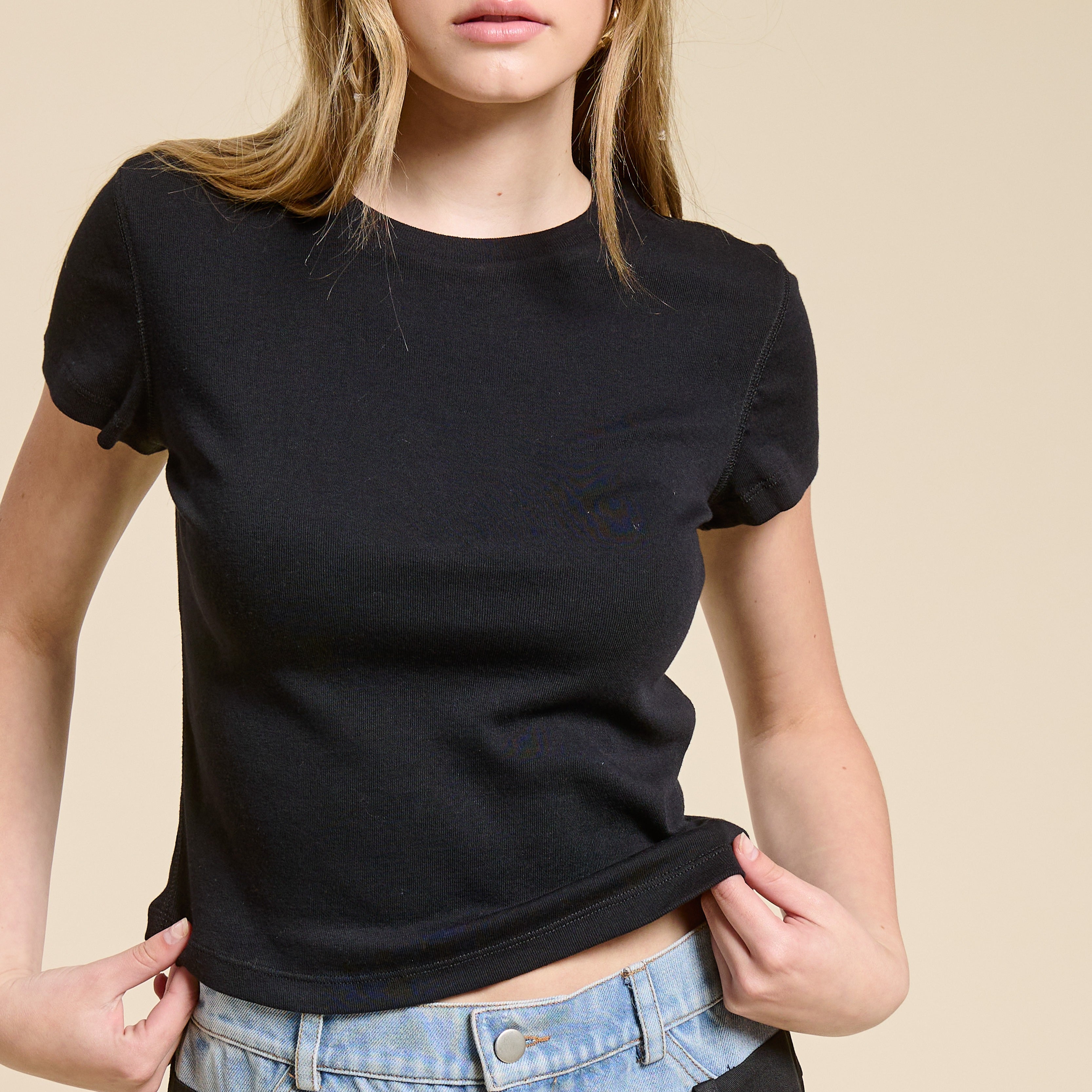 SJG Sara Solid Tee Black