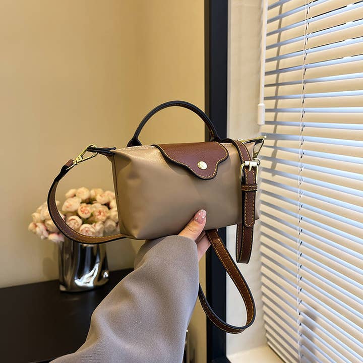 Dipped Shop Simple Casual Square Shoulder Bag