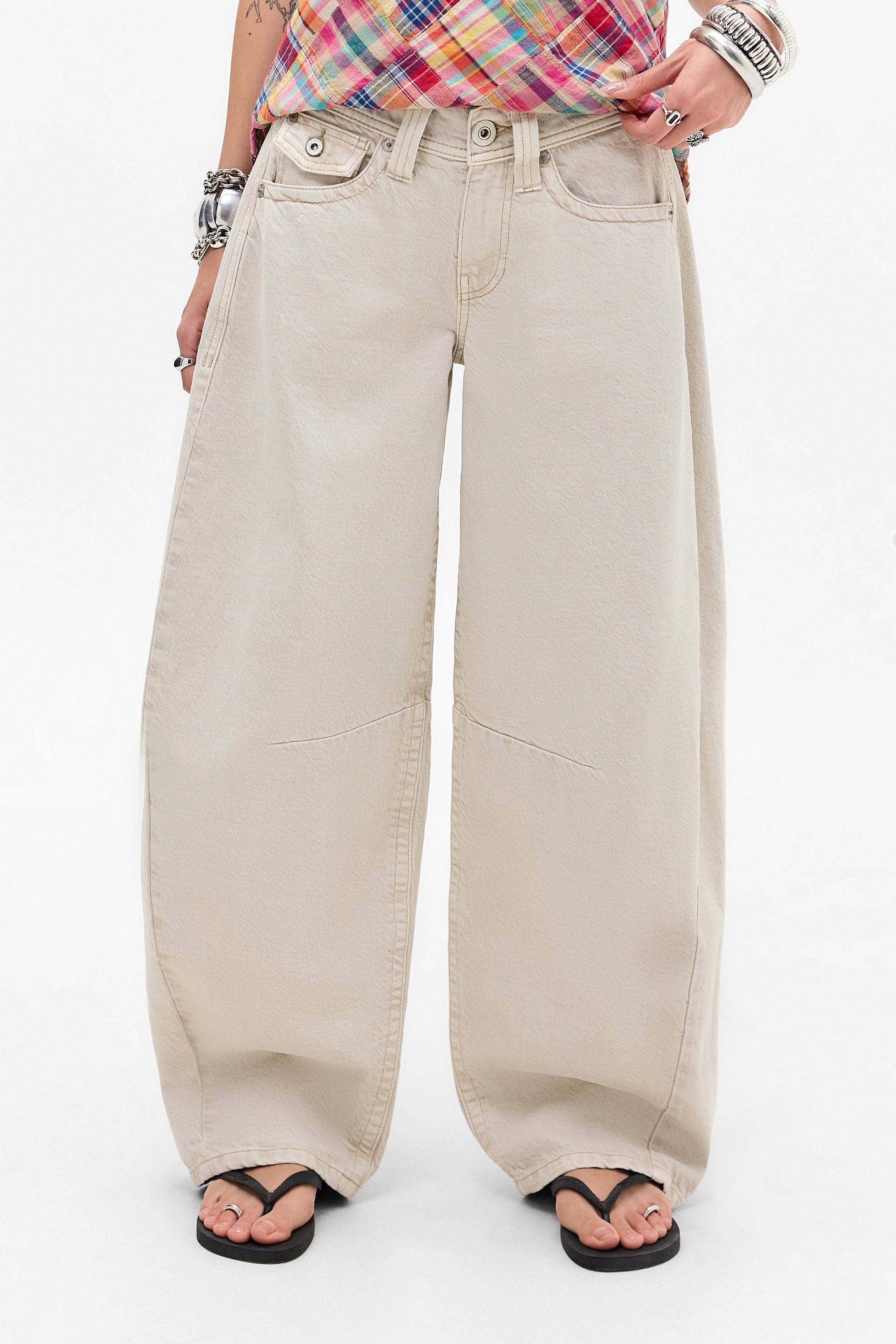 BDG Kayla Jeans in Cocoon White