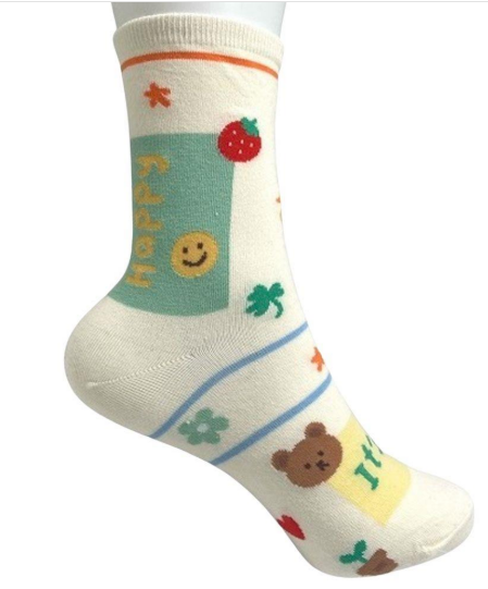 YAZ. Good Vibe Clover Bear Graphic Crew Socks