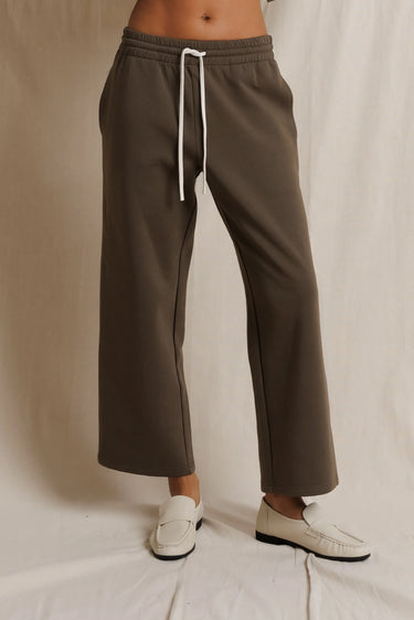 perfectwhitetee Claud Travel Pack Pant Dark Olive