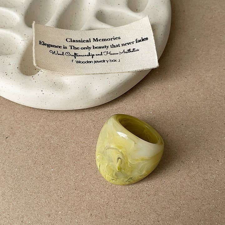 YAZ. Simple Chunky Solid Color Resin Ring