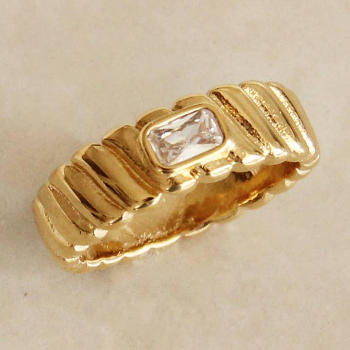 Maive Croissant Twist CZ Cigar Band Ring