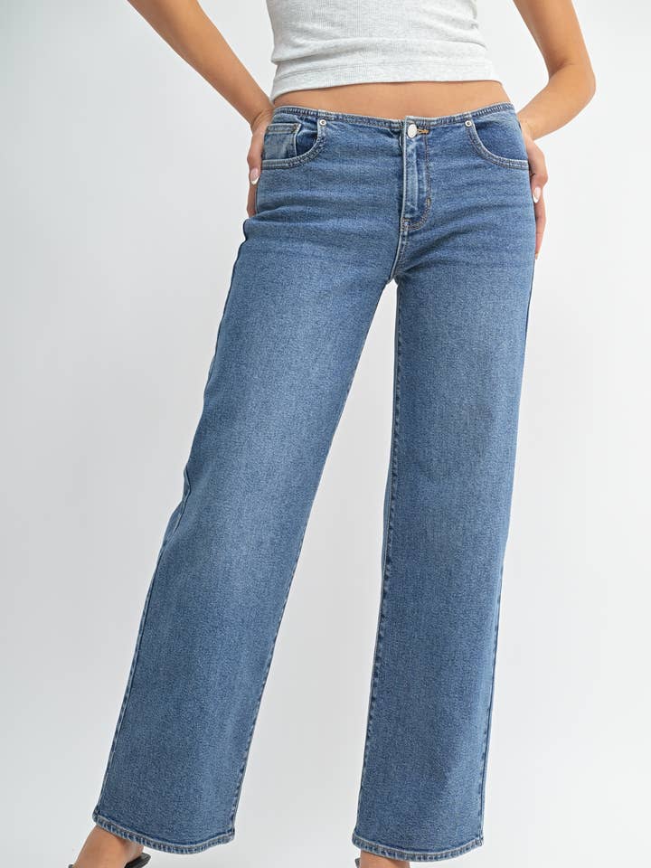 JBD No Waistband Low Rise Straight in Medium