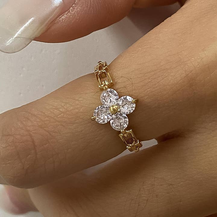 Flanerie by MAIQ Finn 18K Gold Non-Tarnish Flower Chain Ring by Flanerie by MAIQ