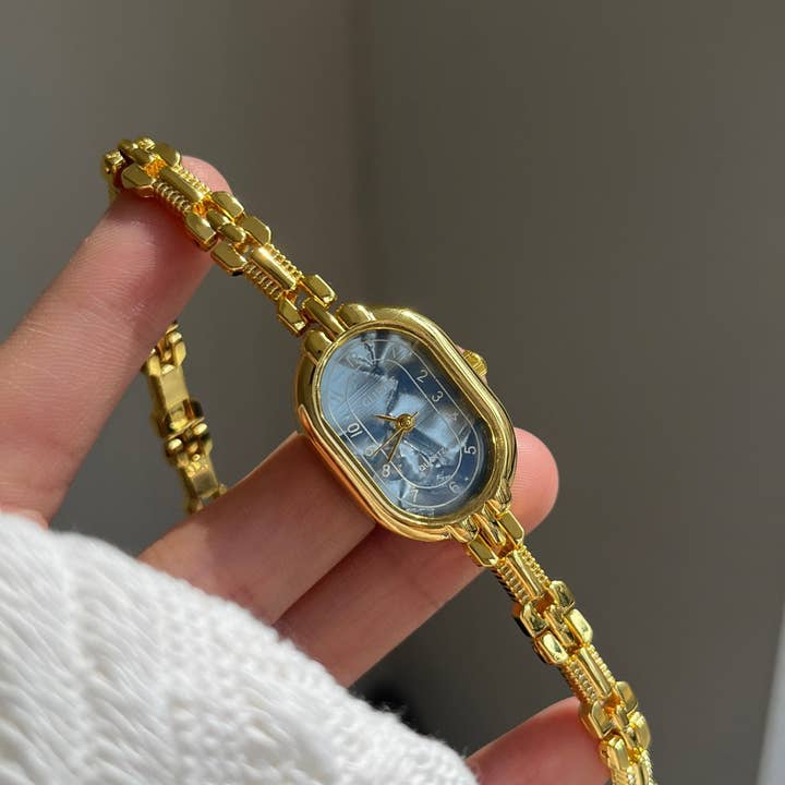 Dipped Shop Vintage Gold Oval Bracelet Quartz Watch - Gold