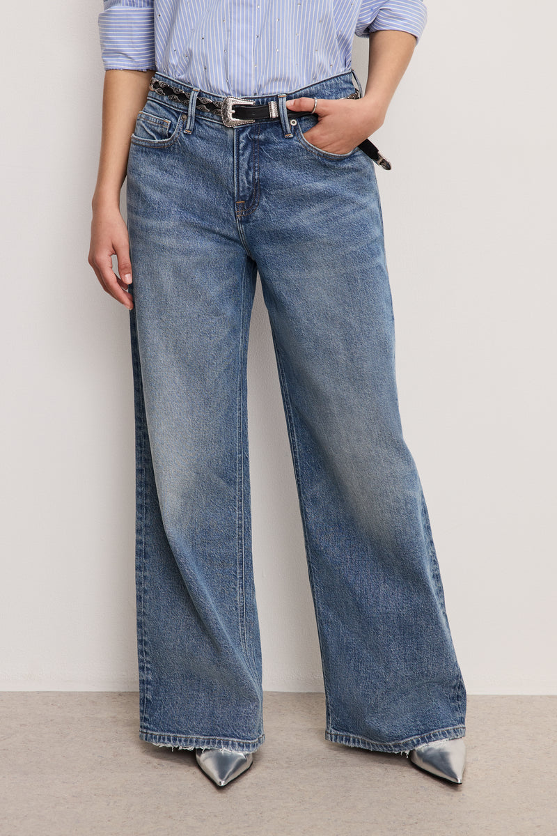 Good American Good Petite Standard Ease Jeans