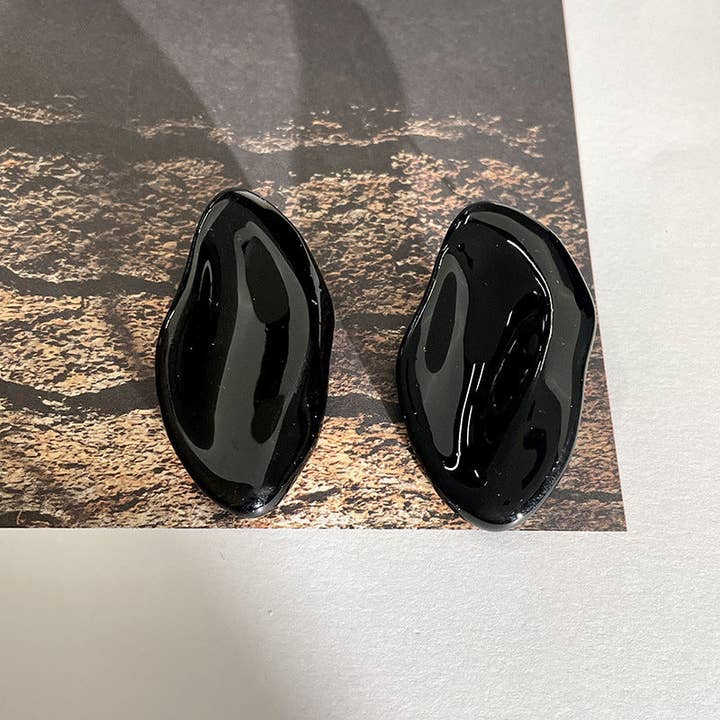 YAZ. Irregular Geometric Drip Glaze Stud Earrings