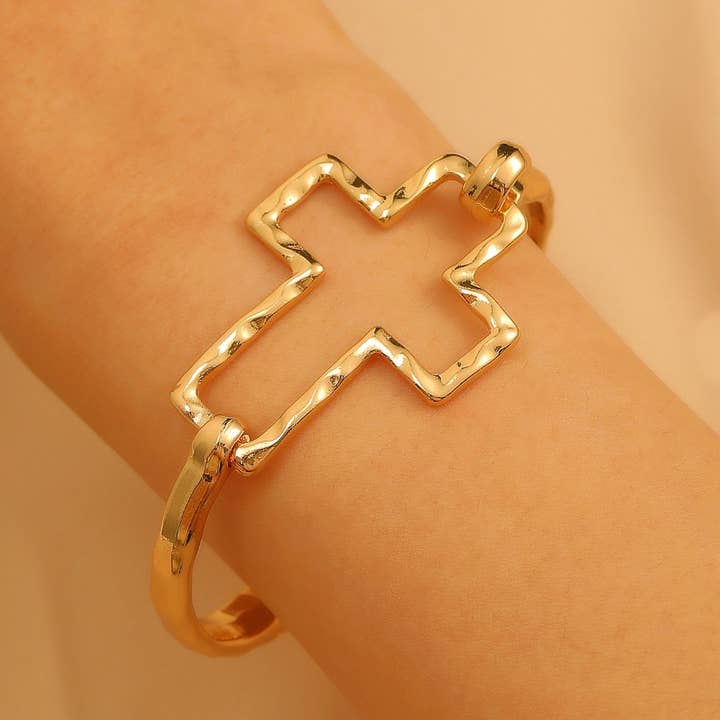 JOSSLYN by Wall to Wall Hammered Open Cross Bangle | 40B5235 by JOSSLYN by Wall to Wall