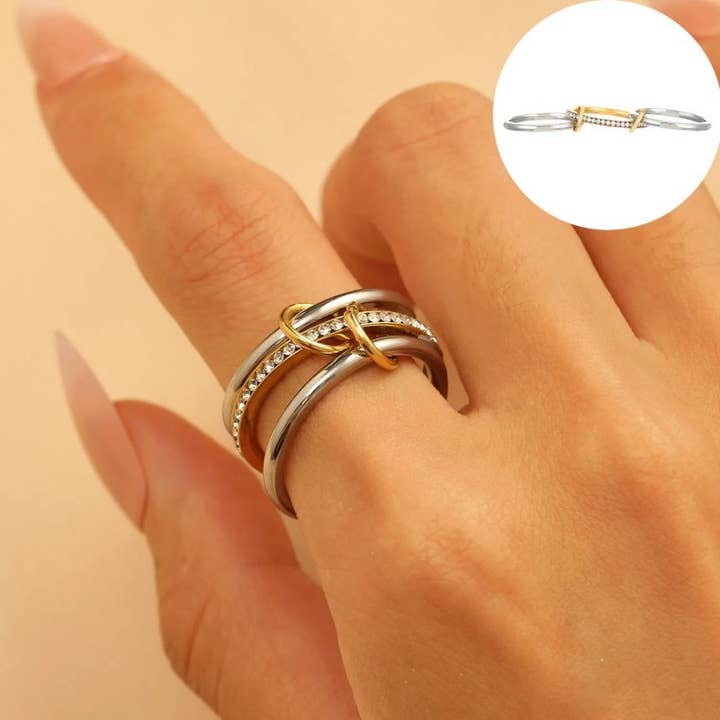 JOSSLYN by Wall to Wall Stainless Steel Stackable Plain Band Rings Linked | 40R134 C
