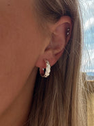 Breezi Mae Double Wave Band Stud Hoops 14mm
