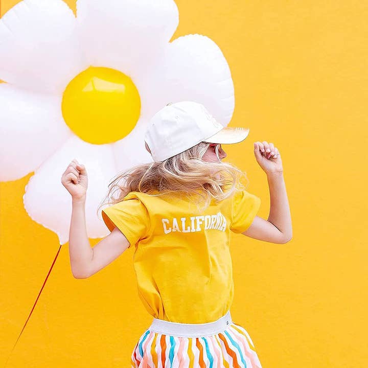 Ellie's Party Supply Groovy Daisy Flower Foil Balloon