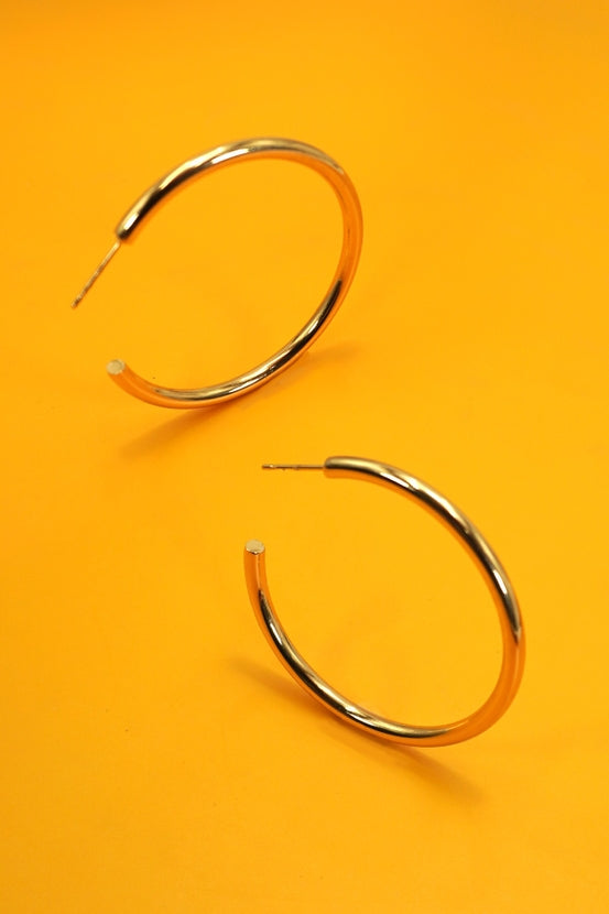 JOSSLYN by Wall to Wall 18K Stainless Steel Tarnish Free Waterproof Hoop | 40E387
