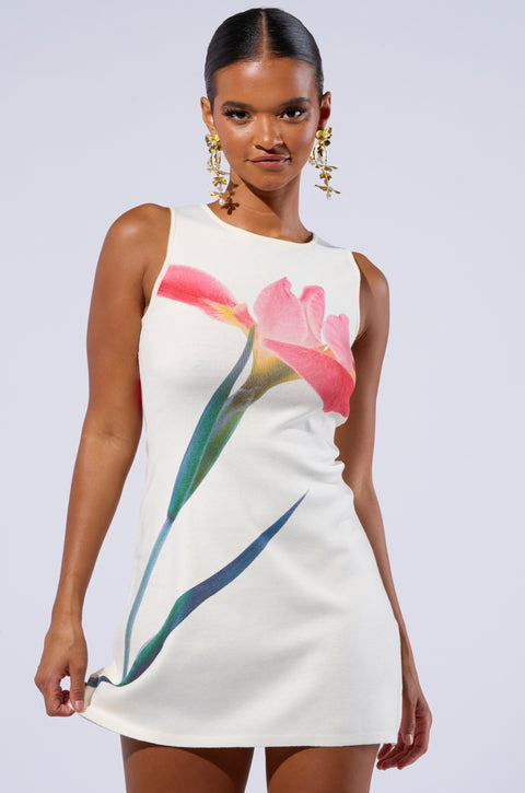 YAZ. Tori Sleeveless Floral Sweater Dress
