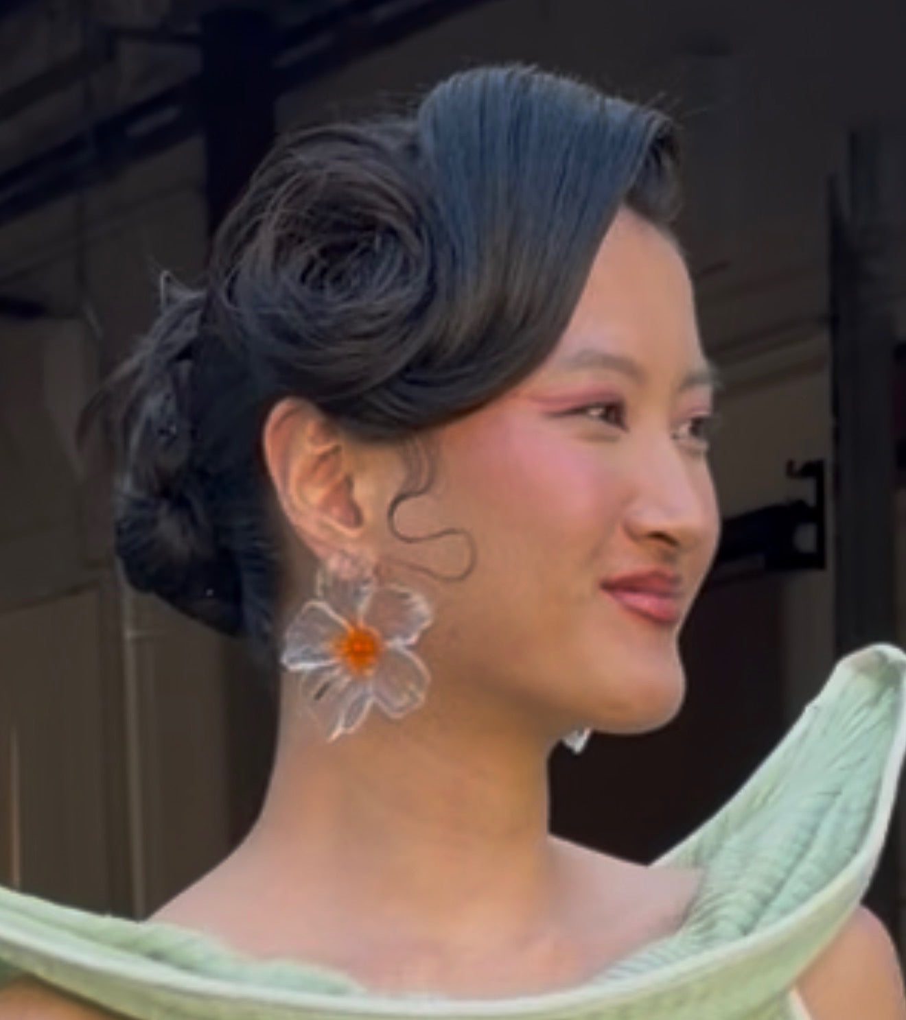 YAZ. Jumbo Resin Flower Earrings