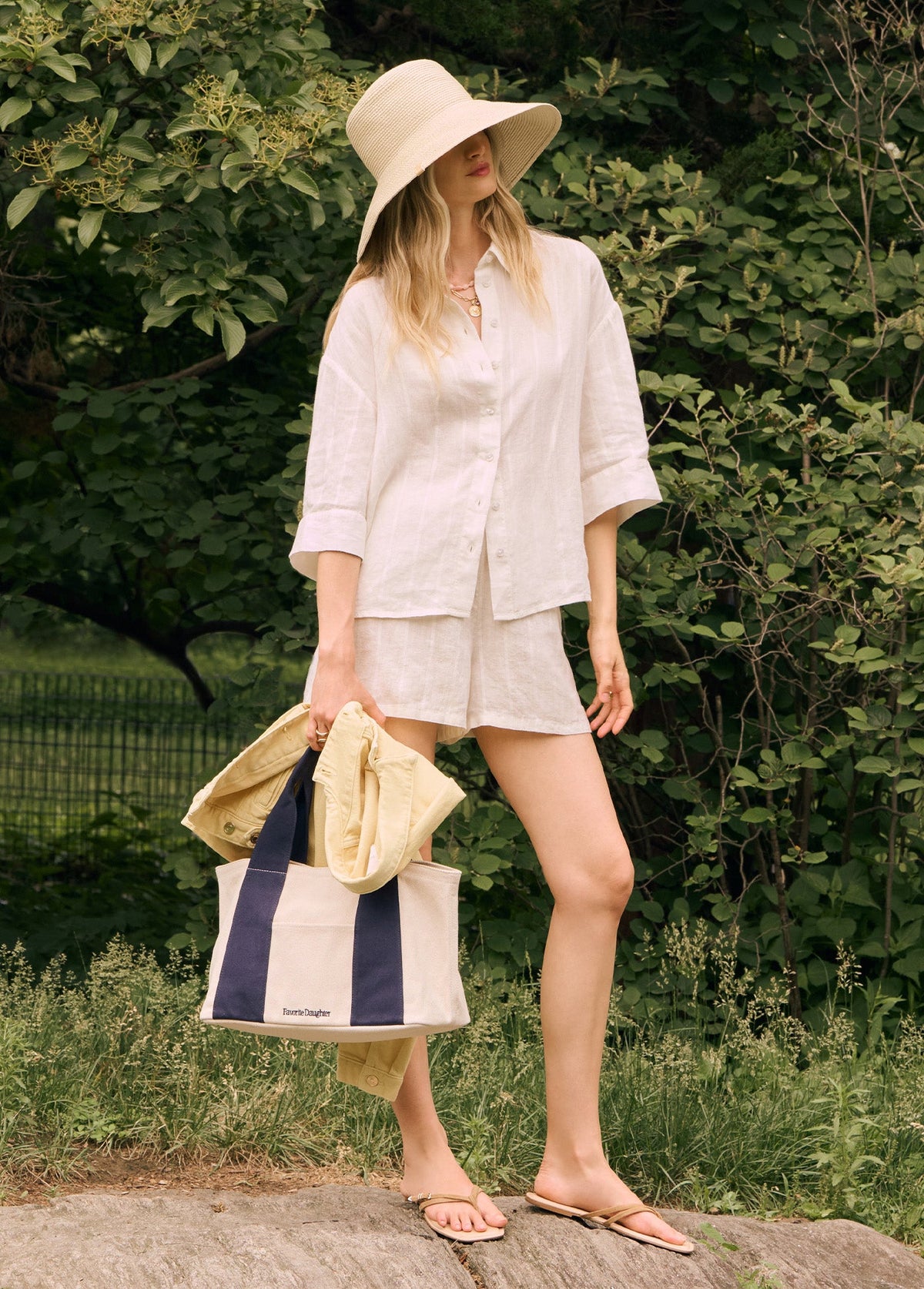 Favorite Daughter The Daily Tote by Favorite Daughter