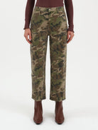 Daze Denim Sundaze Carpenter Crop High Rise in Hideaway