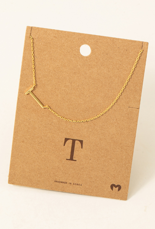 GOLDEN Astrid Initial Necklace Gold