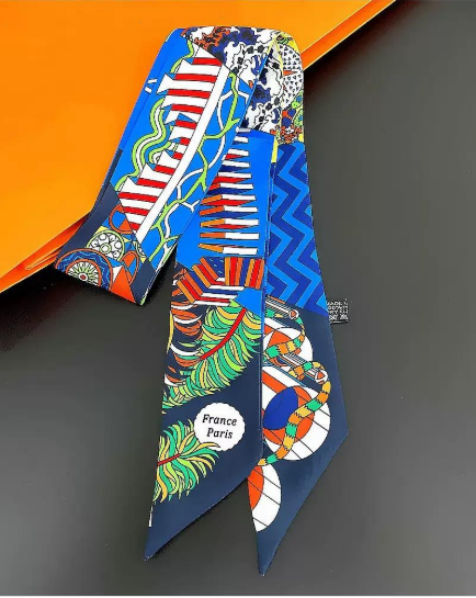 YAZ. Abstract Pattern Skinny Scarf
