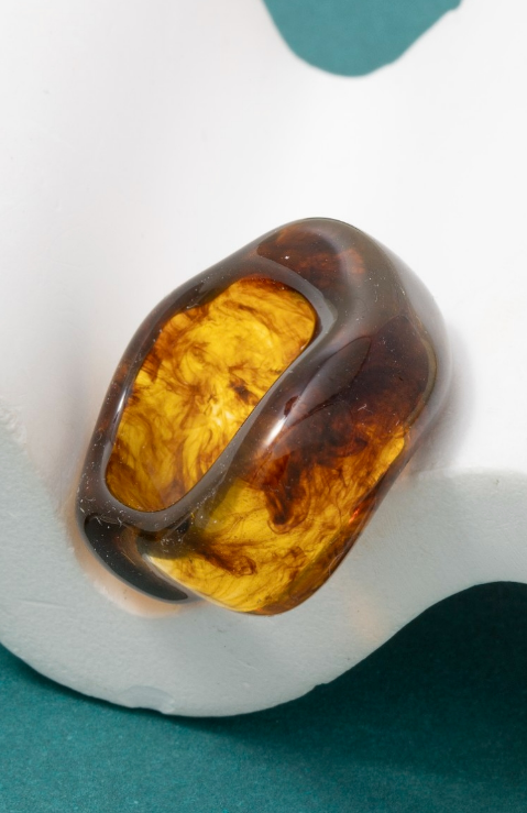 YAZ. Amorphous Chunk Ring