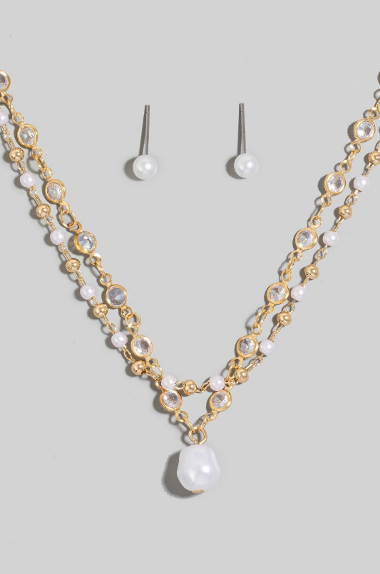 GOLDEN Pearl Pendant Layered Necklace Set