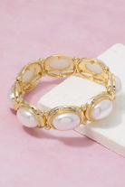 YAZ. Horizontal Oval Pearl Bracelet in Halo