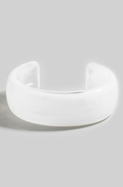 YAZ. Resin Cuff in Aura