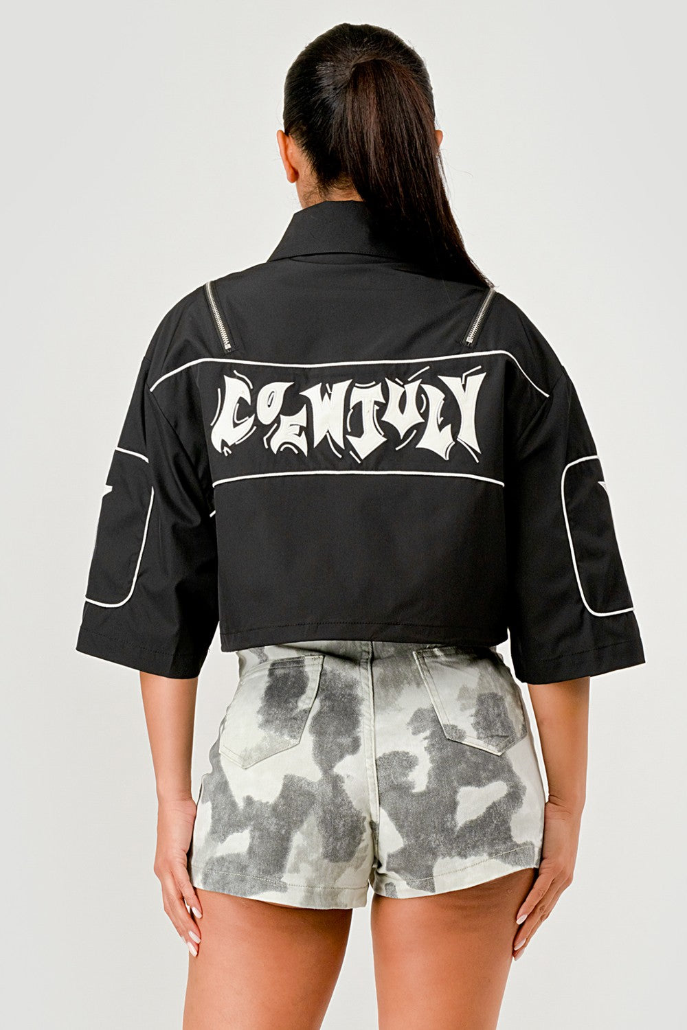 YAZ. Kita Graphic Cropped Zip Detail Shirt Jacket – Golden
