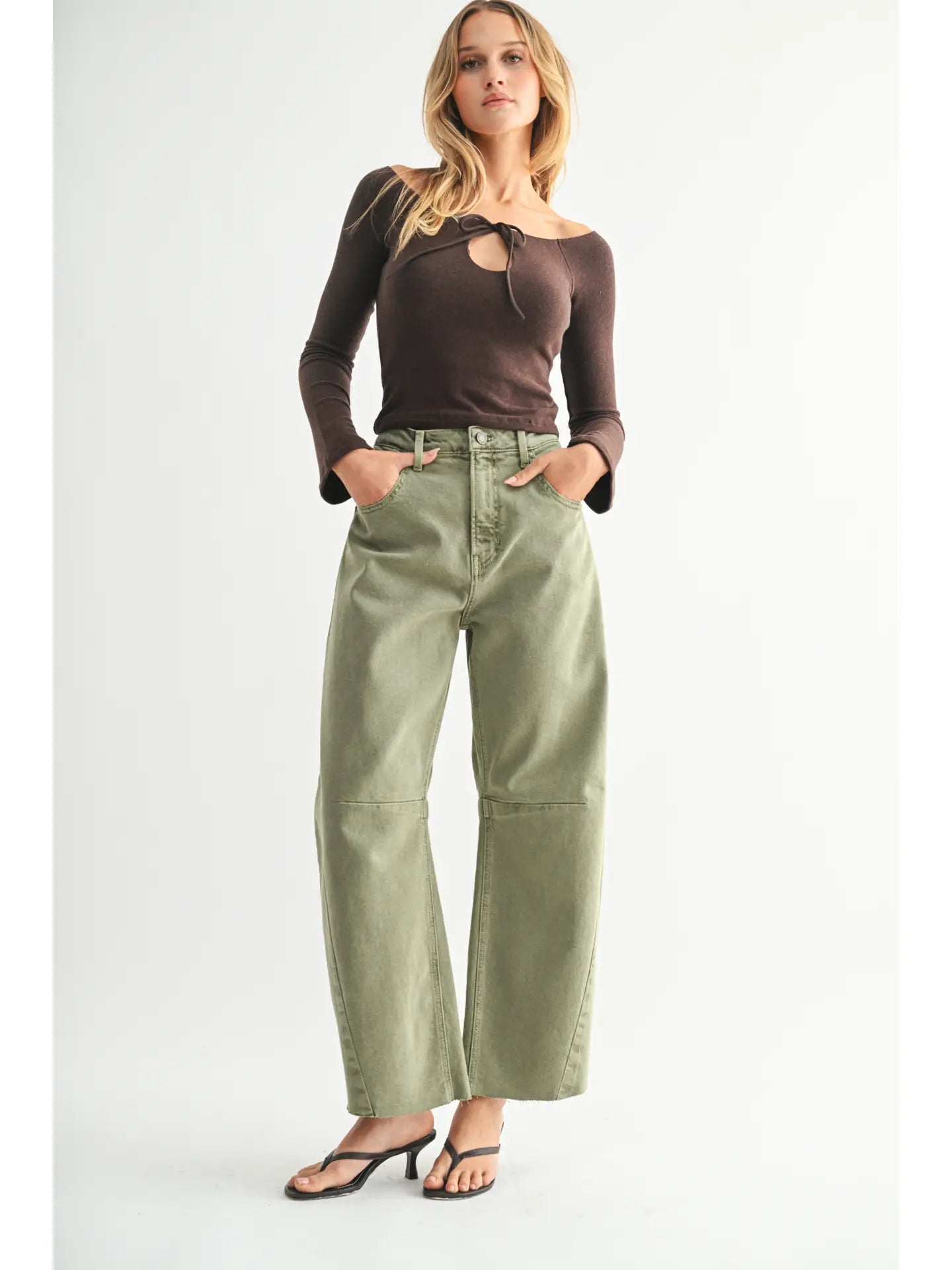 Just Black Denim Barrel Jeans with Seams in Vintage Olive