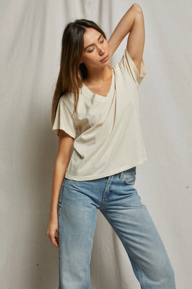 perfectwhitetee Hendrix Cotton Short Sleeve Boxy V-Neck Tee Sugar