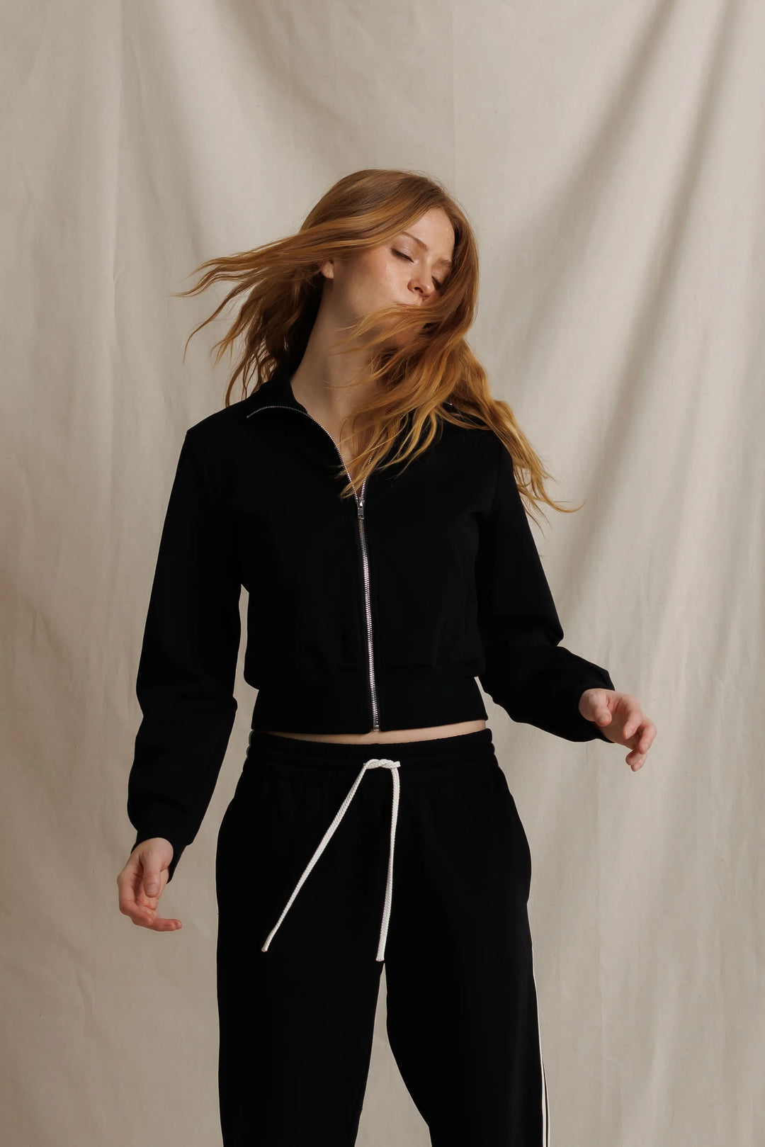 perfectwhitetee Milana Travel Pack Jacket